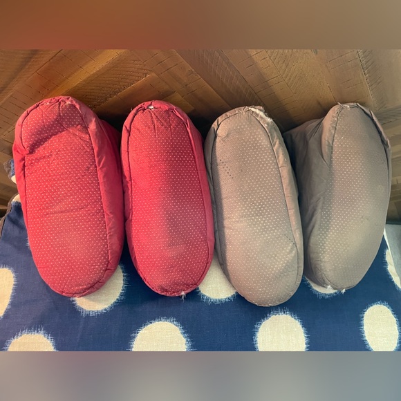 2 Pairs of Restoration Hardware Foot Duvets, large size - Picture 2 of 8